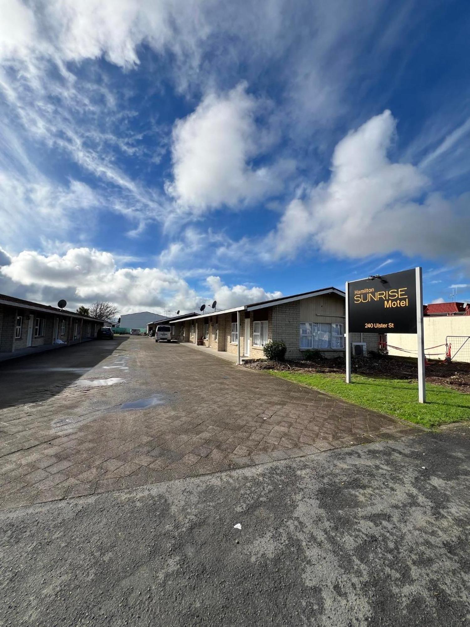 Hamilton Sunrise Motel Extérieur photo